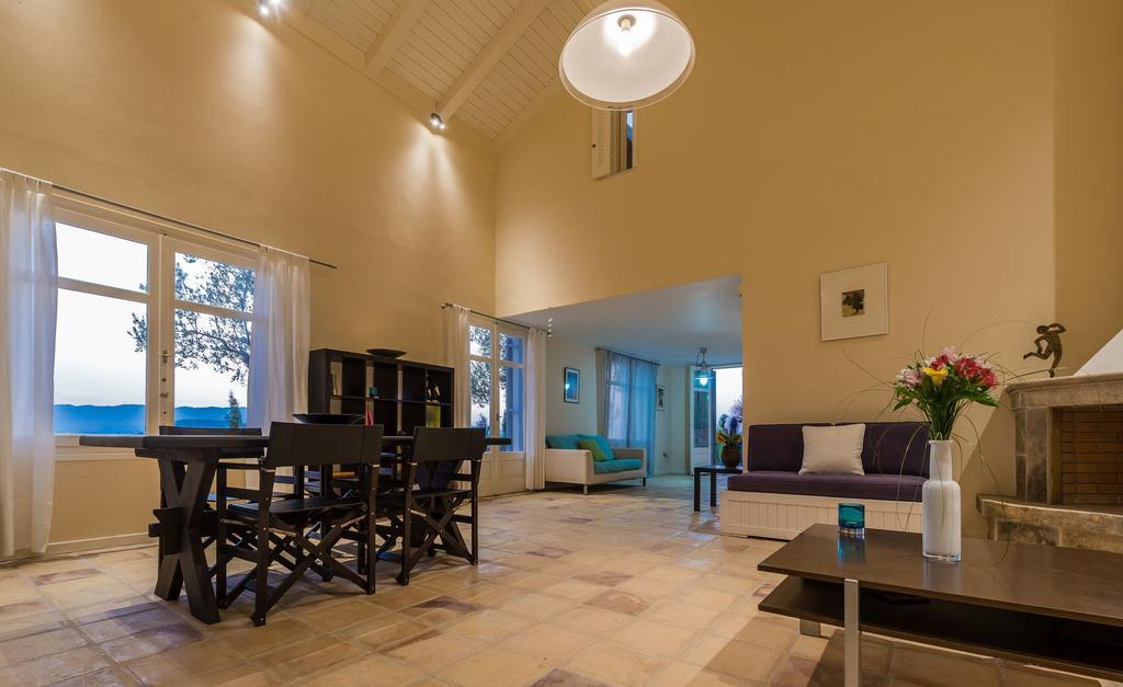 Villa Oliva, In A Serene Location & Private Pool, By Zantewize Akrotiri  Exterior photo