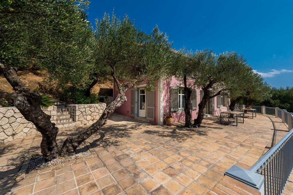 Villa Oliva, In A Serene Location & Private Pool, By Zantewize Akrotiri  Exterior photo